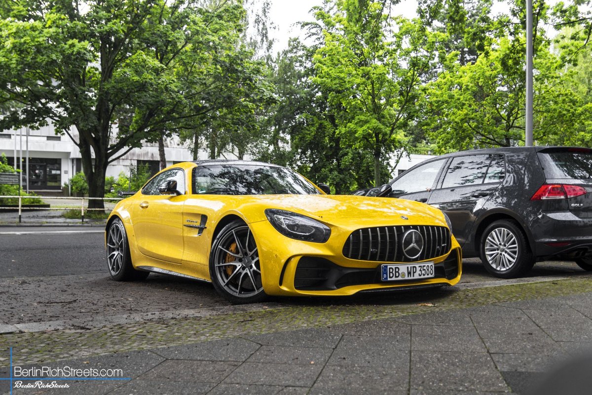 Mercedes-AMG GT-R spotted in Berlin — BerlinRichStreets
